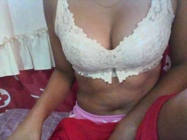 Linah98 webcam