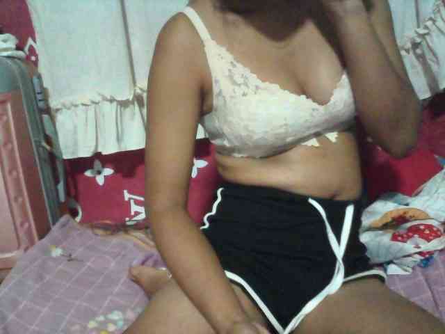 Linah98 webcam