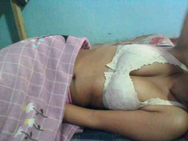 Linah98 webcam