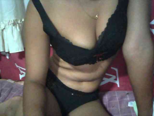 Linah98 webcam