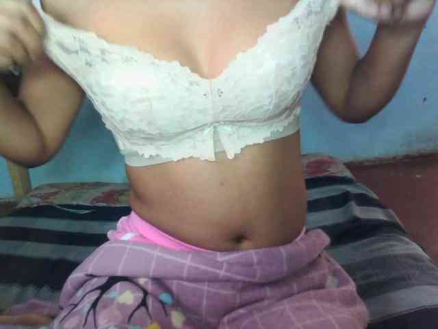 Linah98 webcam