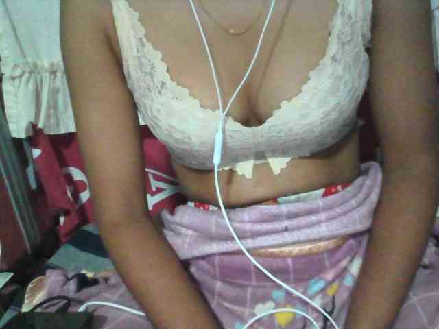 Linah98 webcam
