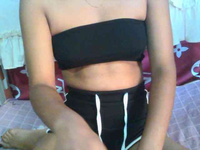 Linah98 webcam