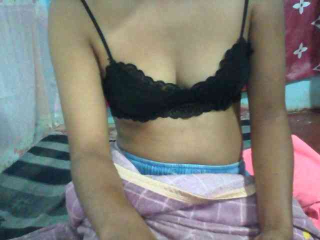 Linah98 webcam