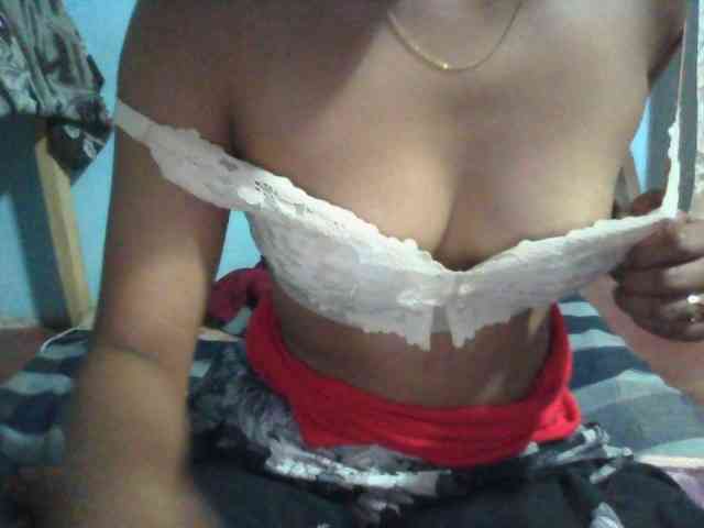 Linah98 webcam