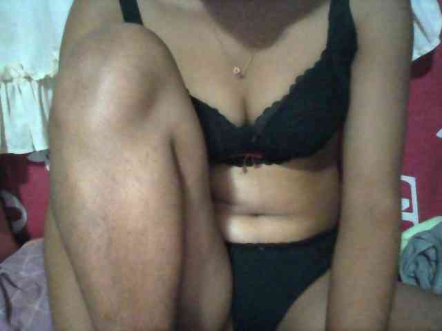 Linah98 webcam