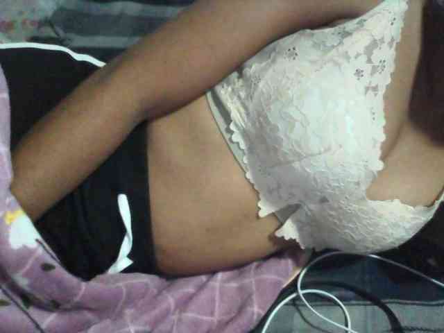 Linah98 webcam