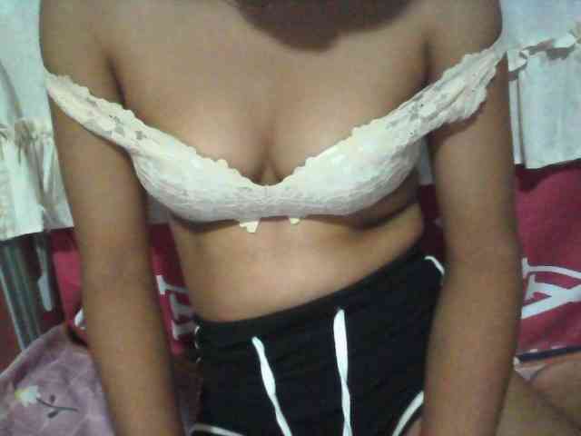Linah98 webcam