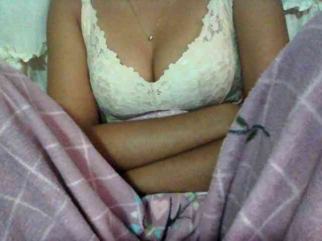 Linah98 webcam