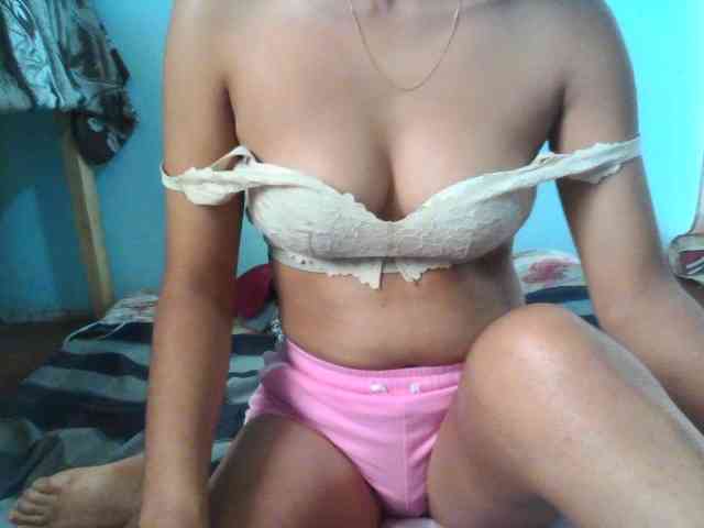 Linah98 webcam