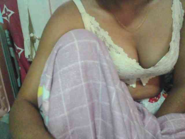Linah98 webcam
