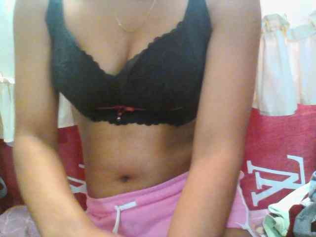 Linah98 webcam