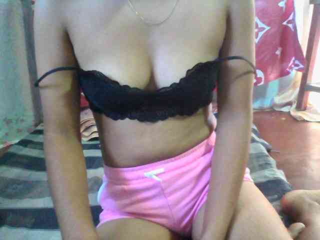Linah98 webcam