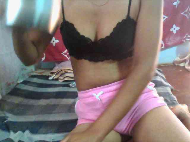 Linah98 webcam