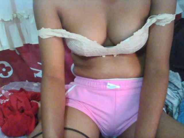 Linah98 webcam