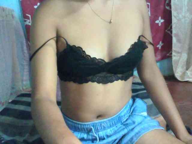 Linah98 webcam