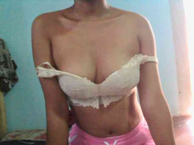 Linah98 webcam