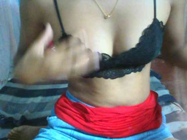 Linah98 webcam