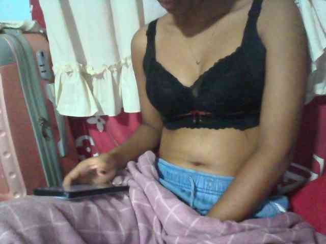 Linah98 webcam