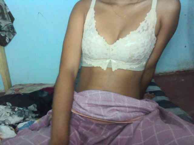 Linah98 webcam