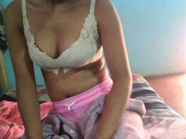 Linah98 webcam