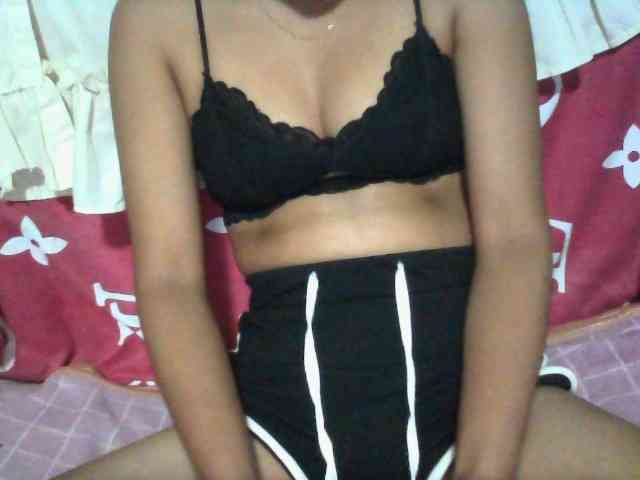Linah98 webcam