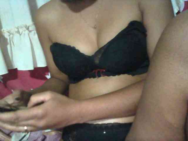 Linah98 webcam