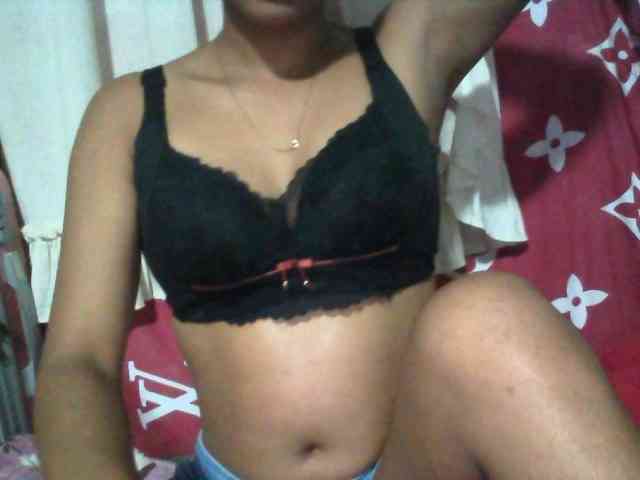 Linah98 webcam