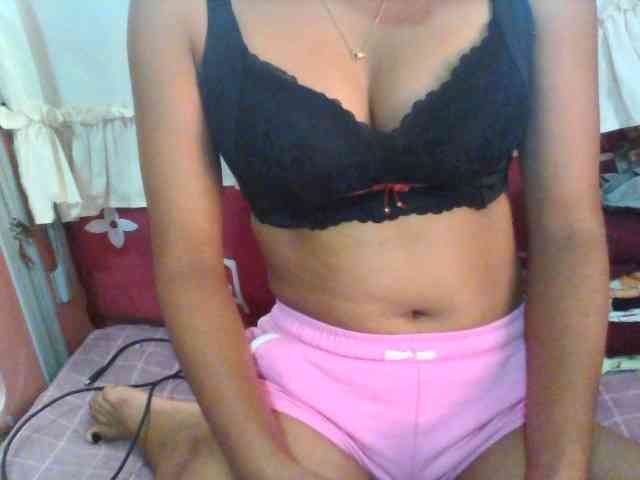 Linah98 webcam