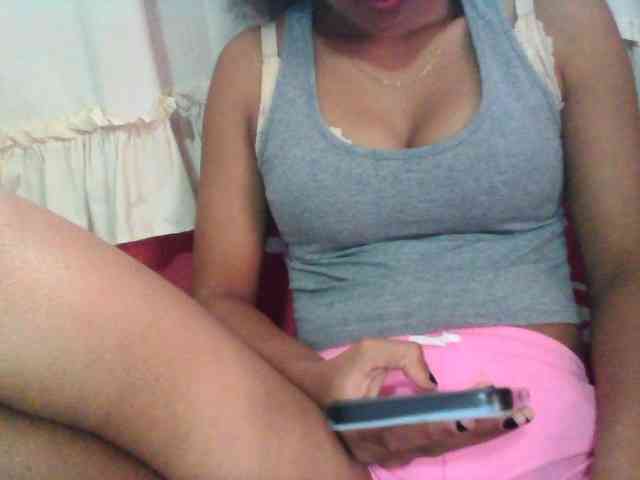 Linah98 webcam