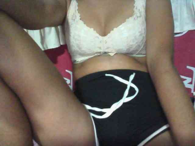 Linah98 webcam
