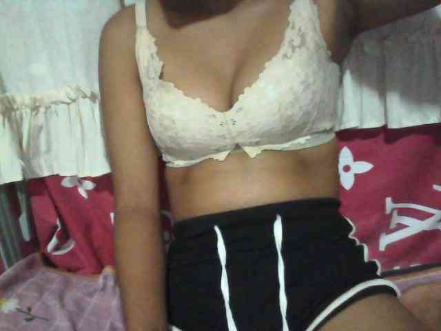 Linah98 webcam