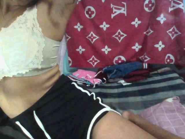 Linah98 webcam