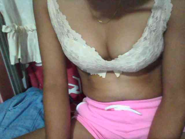 Linah98 webcam