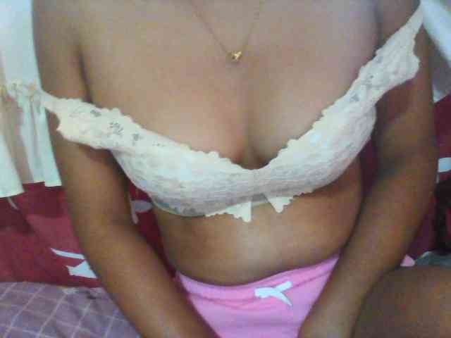 Linah98 webcam
