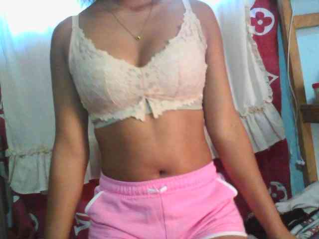 Linah98 webcam