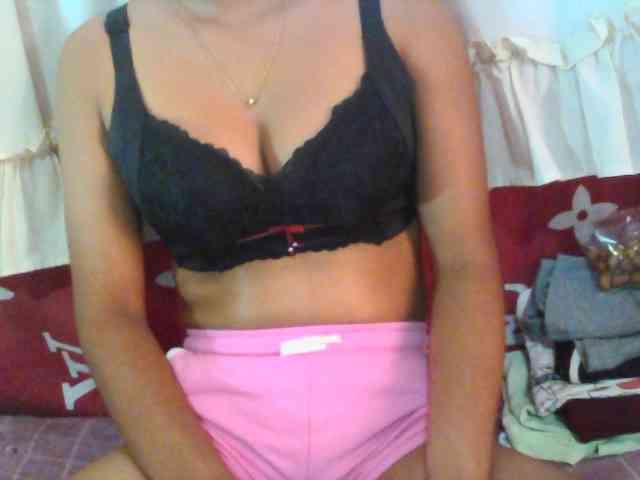 Linah98 webcam