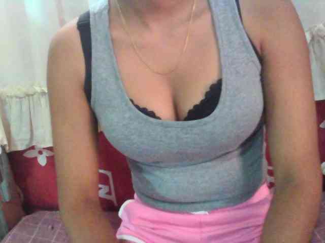 Linah98 webcam
