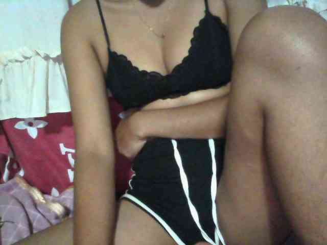 Linah98 webcam