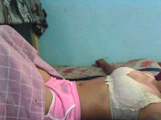 Linah98 webcam