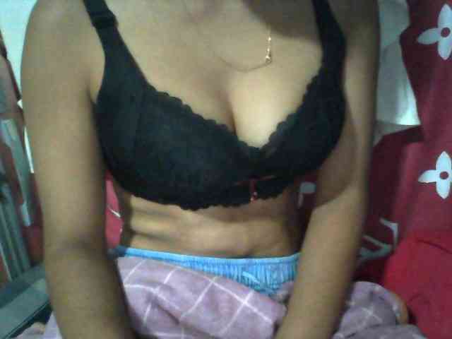 Linah98 webcam