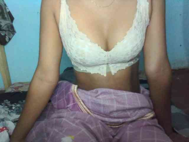 Linah98 webcam