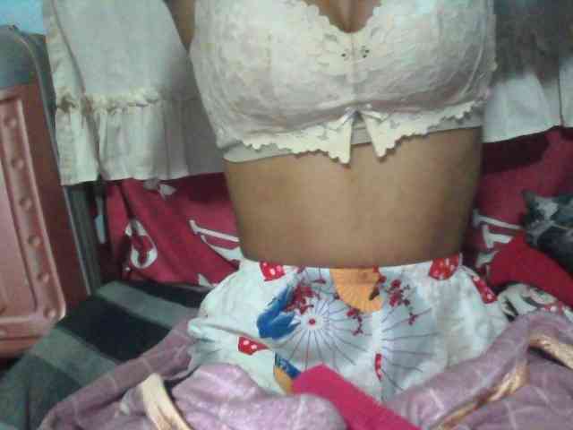 Linah98 webcam