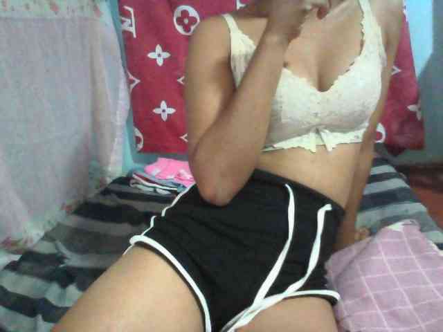 Linah98 webcam