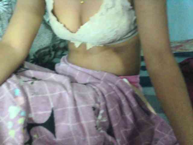 Linah98 webcam
