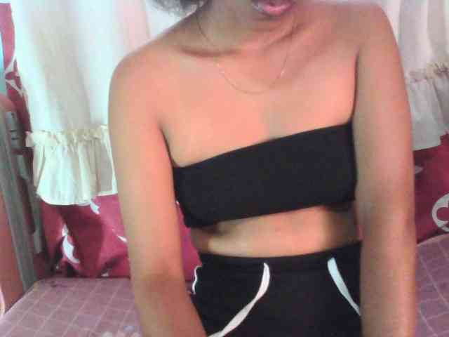 Linah98 webcam