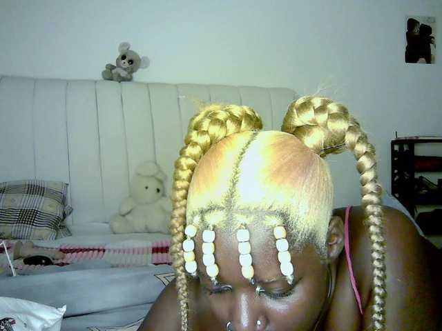 Fancyone live cam on BongaCams