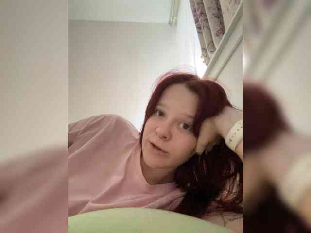 stillHer webcam