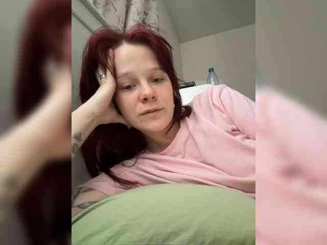 stillHer webcam