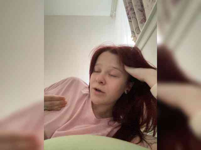 stillHer webcam